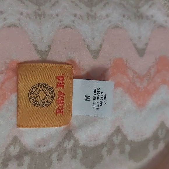 Ruby Rd. Dunemul Sequin Zig Zag Striped Dressy Tank Top Sz M - Picture 10 of 17